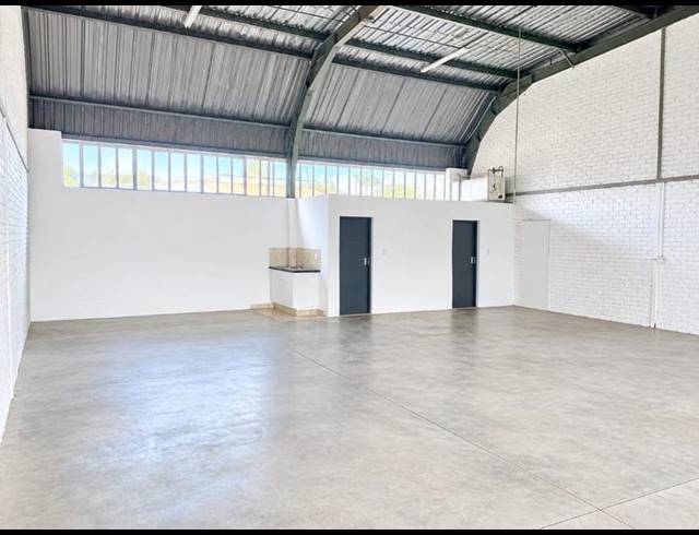 BUSINESS PROPERTY TO RENT IN ISANDO